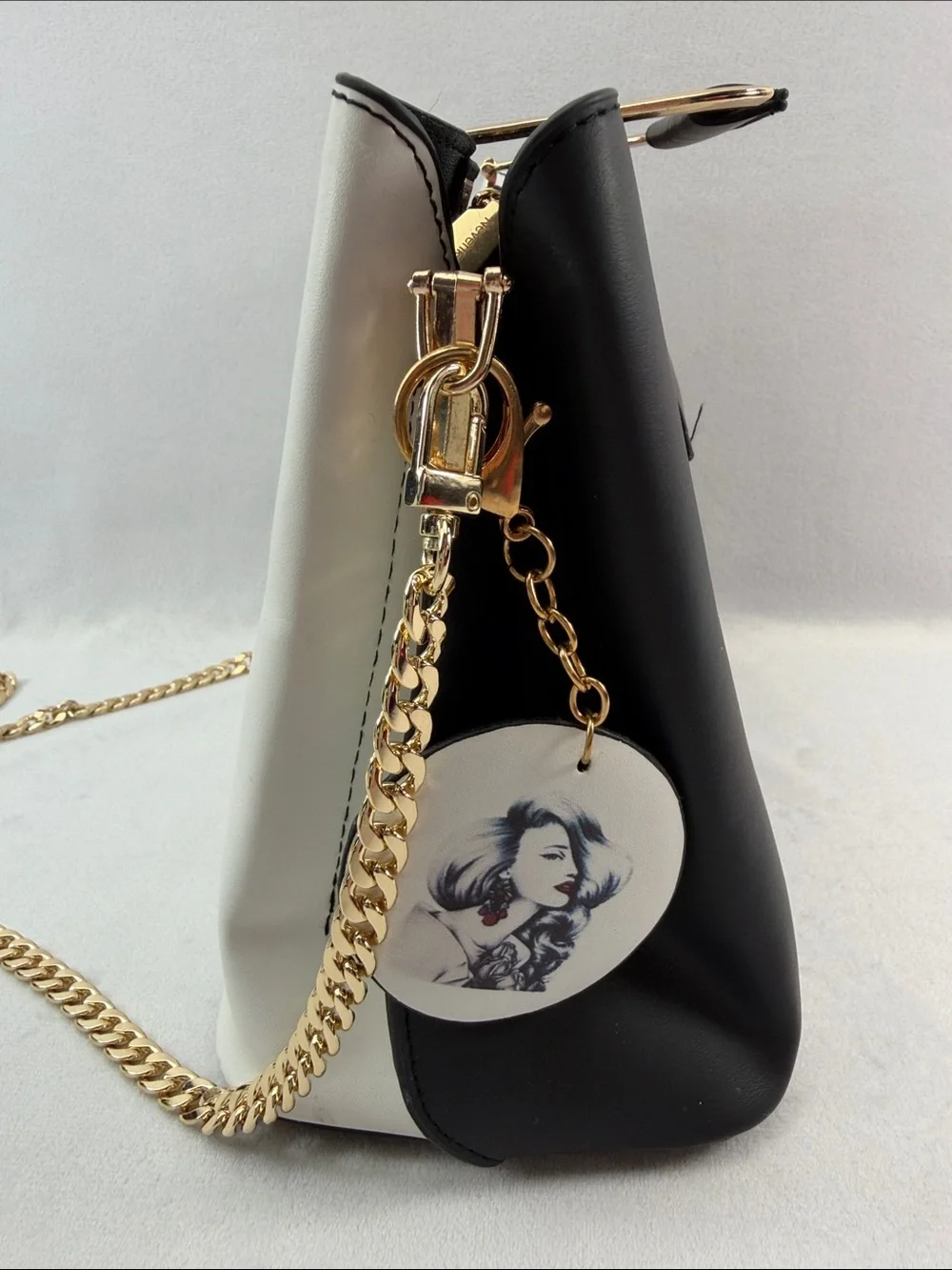 Nevenka PU Leather Top Handle Portrait Print Gold Chain Crossbody Detachable - Picture 4 of 9